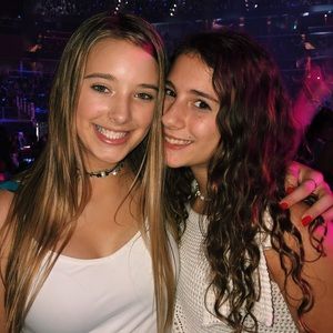 Meet your Posher, Elle